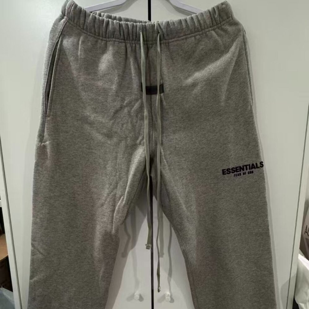 Essential Jogger Pant